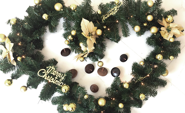 One universe for one heart，The universe means eternity，