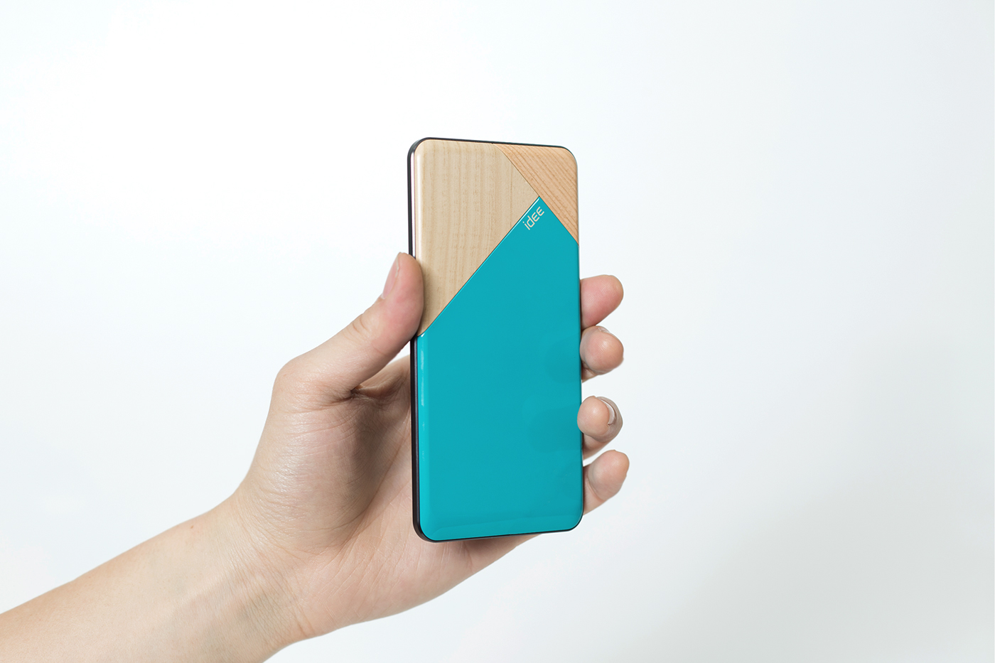 simple，Intelligent mobile phone，Material Science，texture of material，CFM，Soft color，woodiness，Metal，