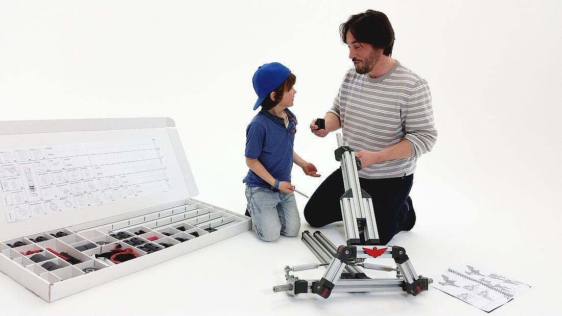 Artifact，diy，Children's toy design，hold-all，Manual assembly，Game car，Scooter，Bicycle，Balanced tricycle，Amusement facilities，