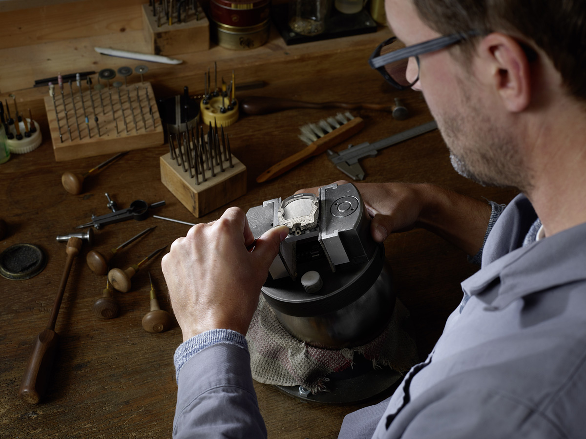 UR-210 Dubai，product design，industrial design，Wristwatch，