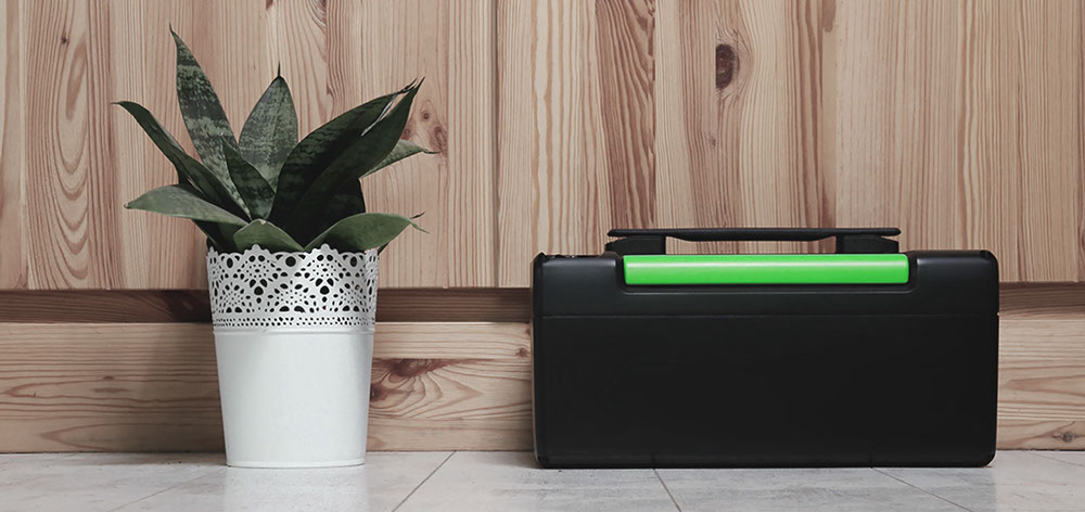 Intelligent electric scooter，Niu，n1，Calf，Panasonic，Bosch ，lithium battery，wheel，automative lighting，GPS anti-theft，