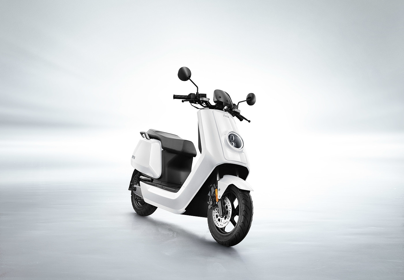 Intelligent electric scooter，Niu，n1，Calf，Panasonic，Bosch ，lithium battery，wheel，automative lighting，GPS anti-theft，