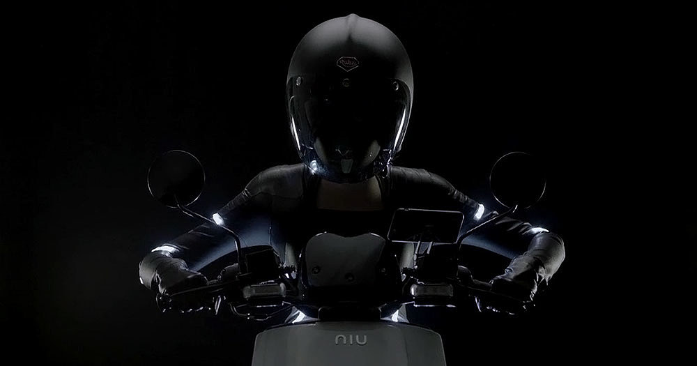 Intelligent electric scooter，Niu，n1，Calf，Panasonic，Bosch ，lithium battery，wheel，automative lighting，GPS anti-theft，