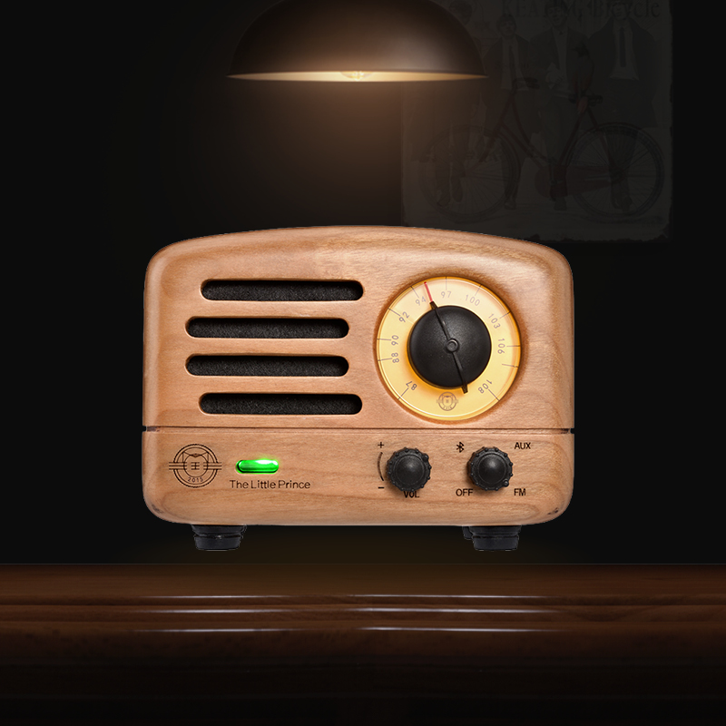 Elvis Presley，loudspeaker box，sound，feelings，Nostalgia，