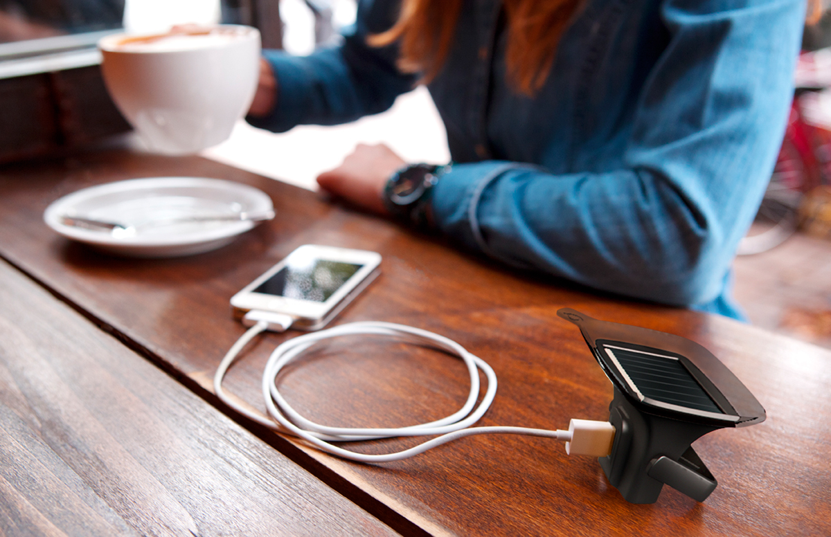 solar energy，charge，adsorbent，Portable，