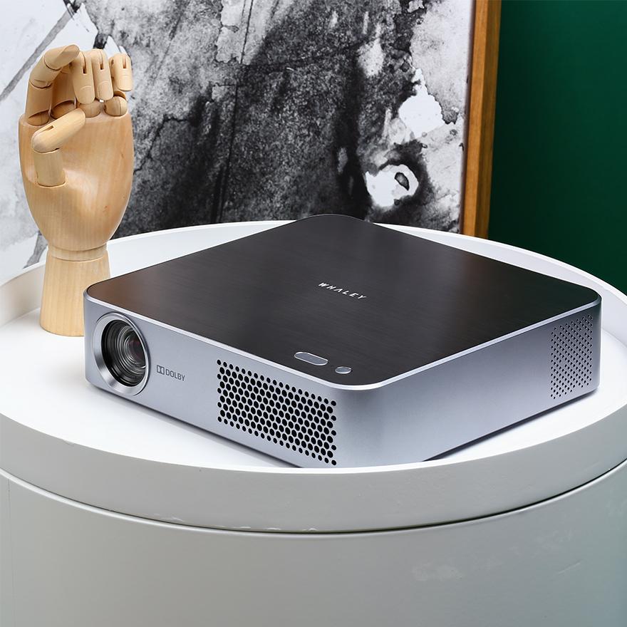 Micro whale，Projector，No TV screen，intelligence，