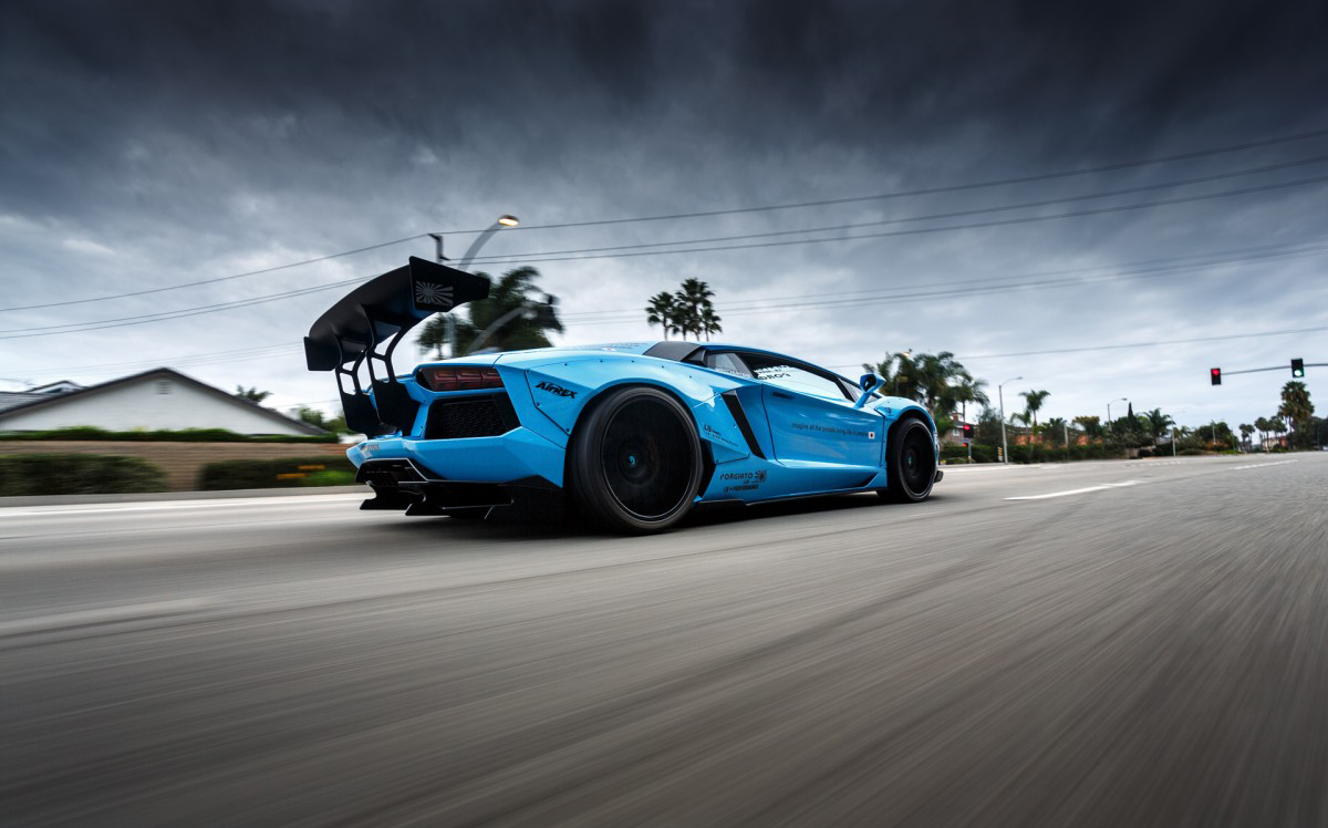 vehicle，industrial design，adventurer，Lamborghini，