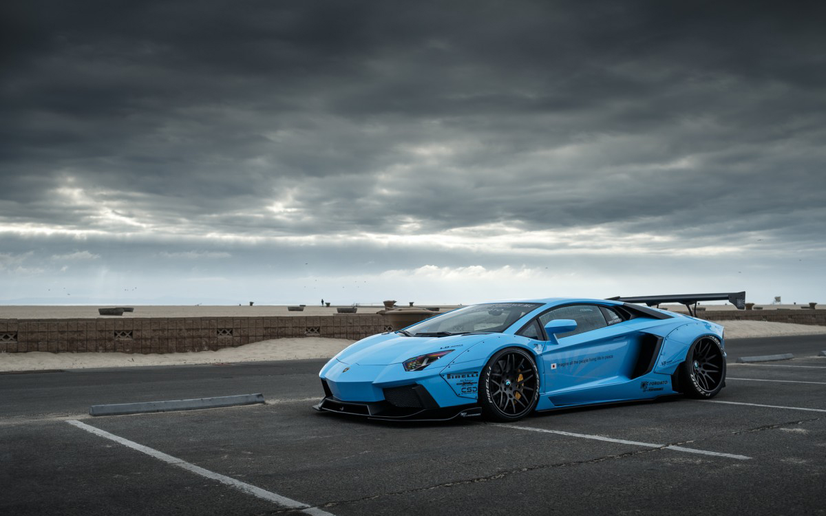 vehicle，industrial design，adventurer，Lamborghini，