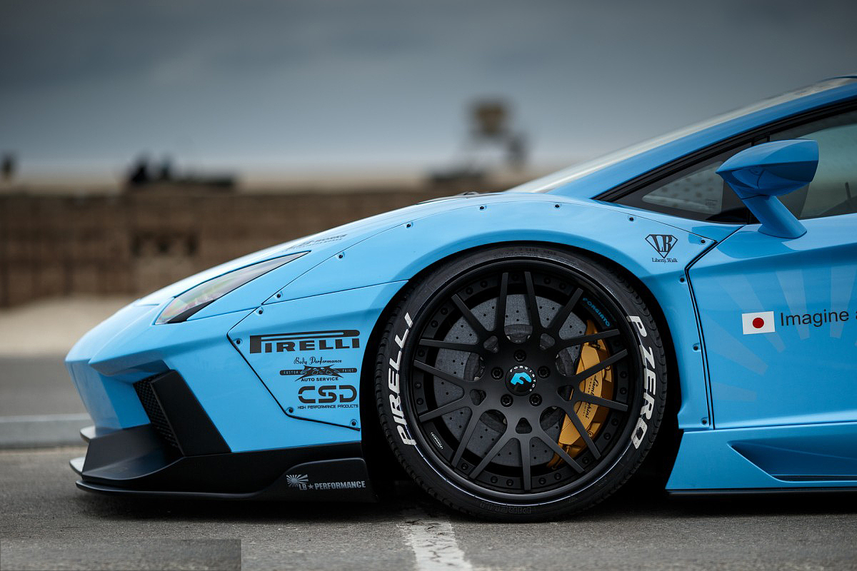 vehicle，industrial design，adventurer，Lamborghini，