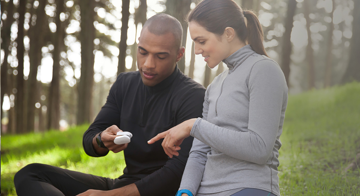 Medical equipment，intelligence，ihalth，Finger pulse oximeter，