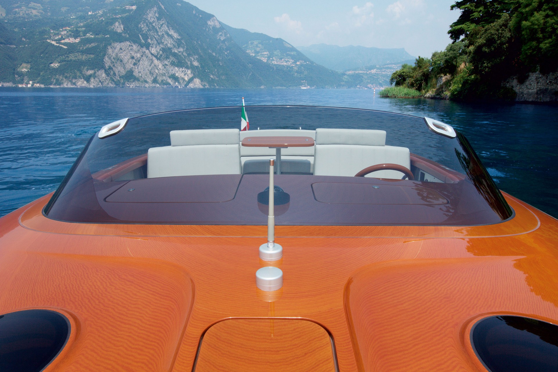 Aquariva，yacht，vehicle，industrial design，