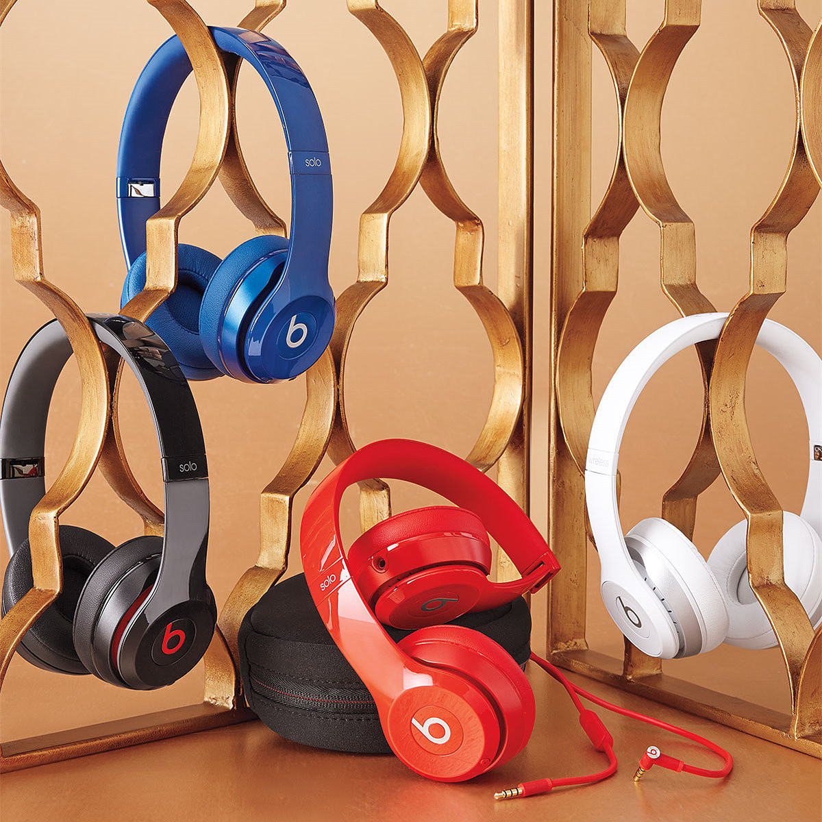 beats，Emotional design，wear，headset，monochrome，