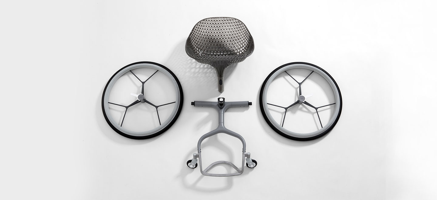 wheelchair，chair，a disability，Special population，Travel，