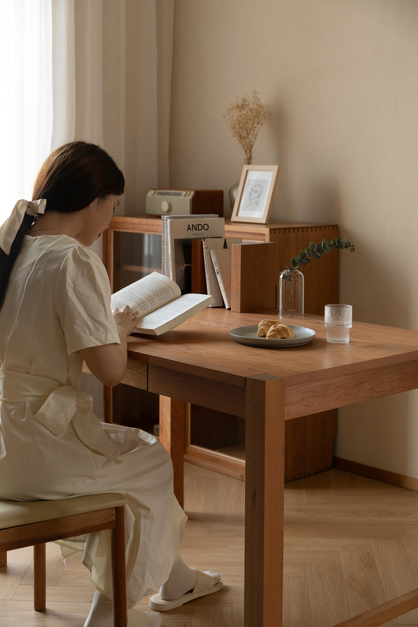 Solid wood desk / simple / quiet / Japanese / Nordic / study，