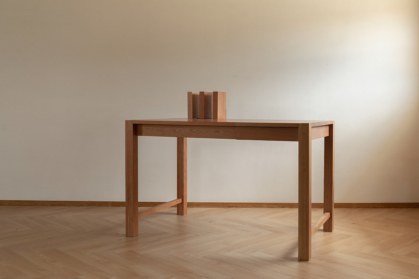 Solid wood desk / simple / quiet / Japanese / Nordic / study，