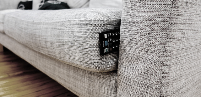 Hand drawn，Remote control，originality，personality，