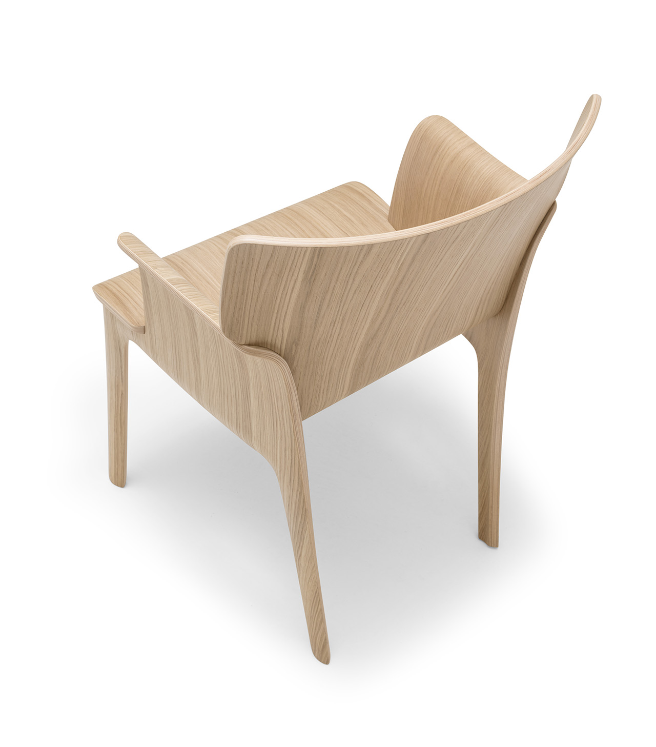 furniture，chair，sustainable，Andreu World，Philippe Starck，woodiness，