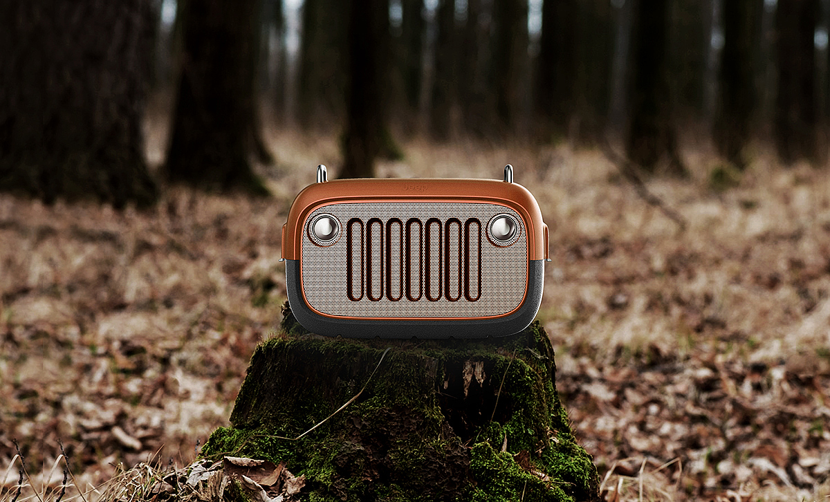 Outdoor Bluetooth speaker，Electronics，Waterproof and dustproof，Usability design，people oriented，