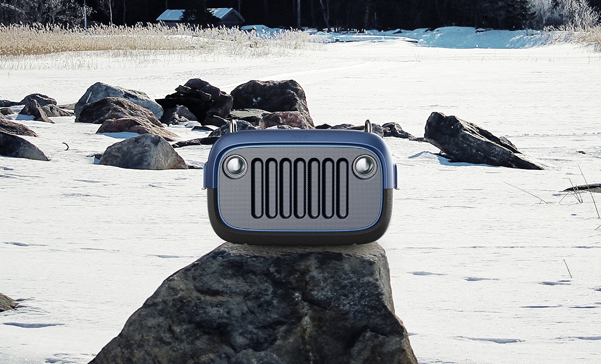 Outdoor Bluetooth speaker，Electronics，Waterproof and dustproof，Usability design，people oriented，