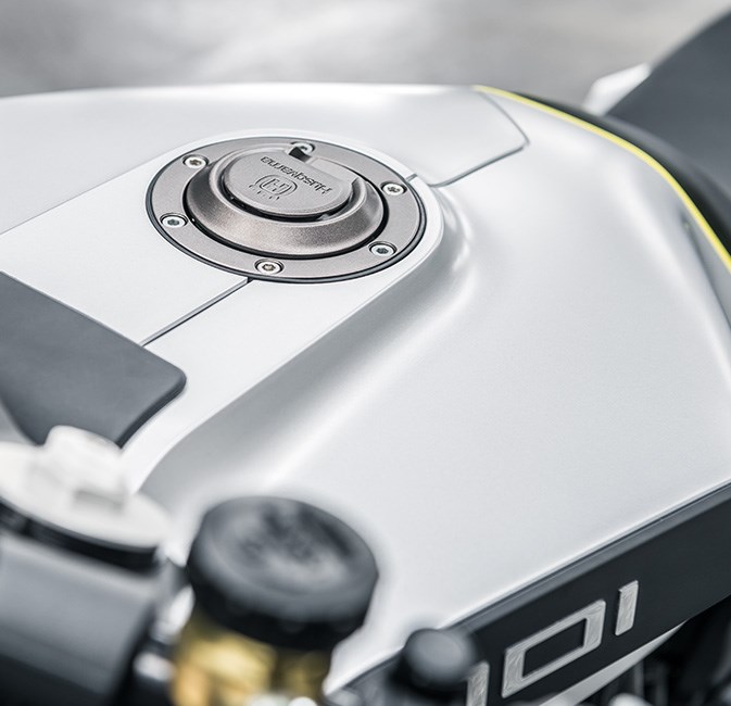 motorcycle，automobile，outdoors，Travel，