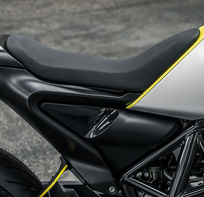 motorcycle，automobile，outdoors，Travel，