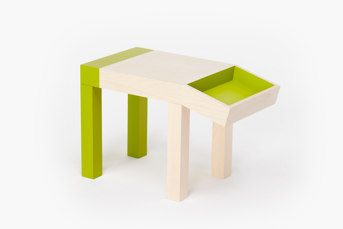 bionics，children，desk，wood，color，