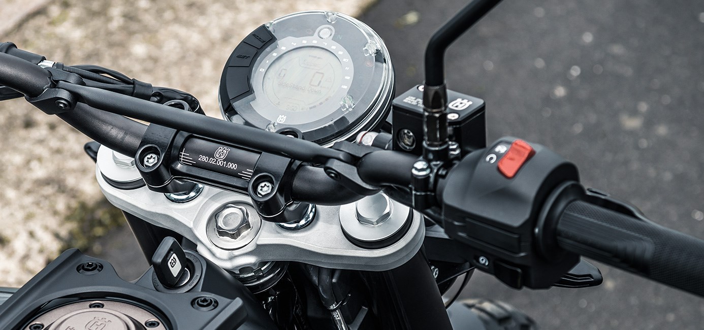 motion，Travel，outdoors，automobile，motorcycle，