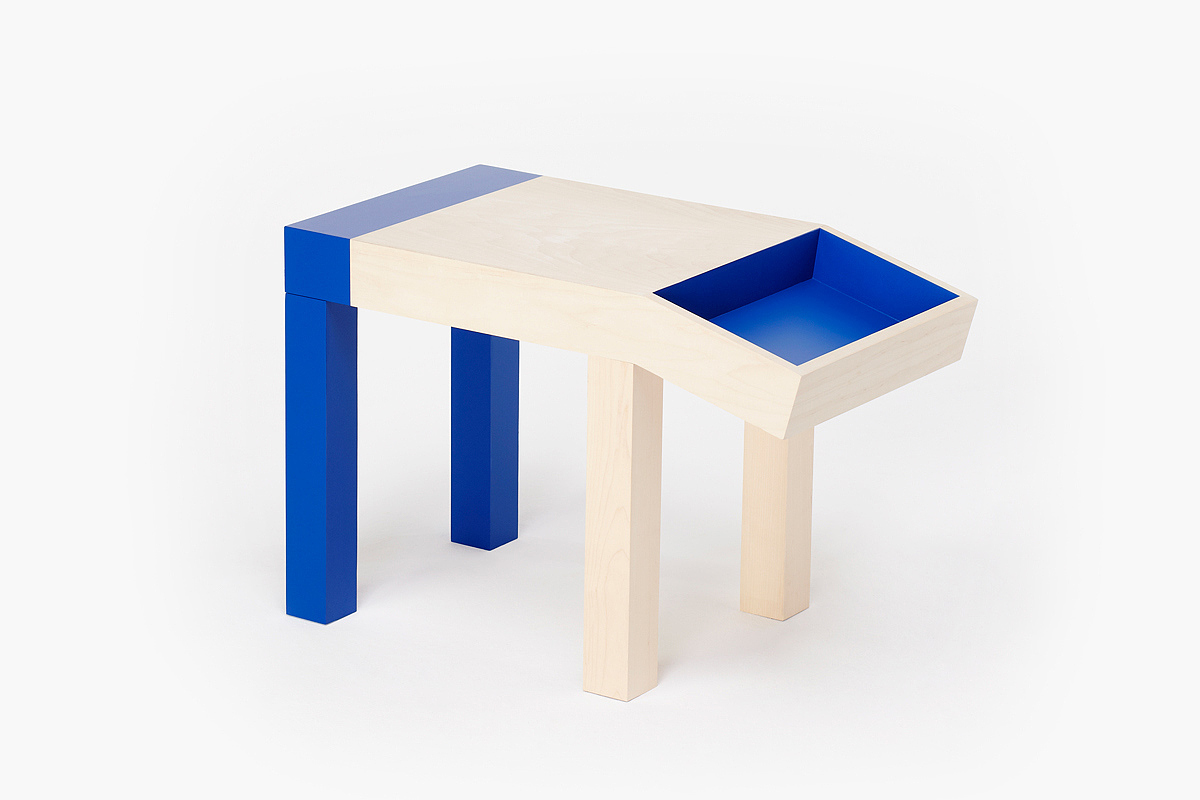 bionics，children，desk，wood，color，