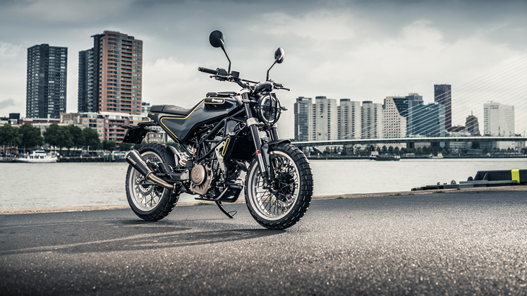 motion，Travel，outdoors，automobile，motorcycle，