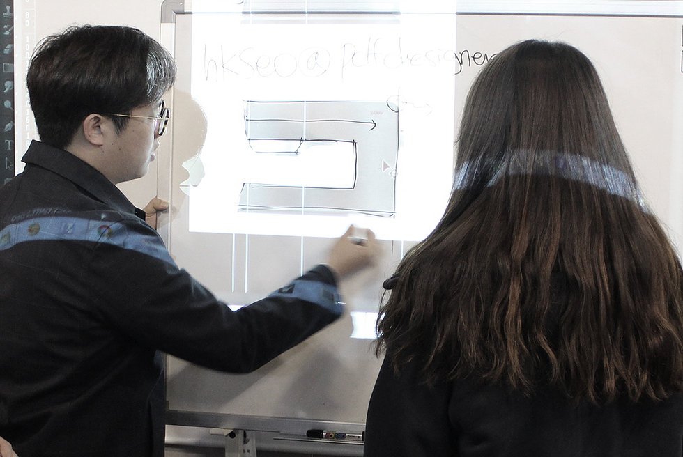 tool，Sewing machine，silvery white，Metal，