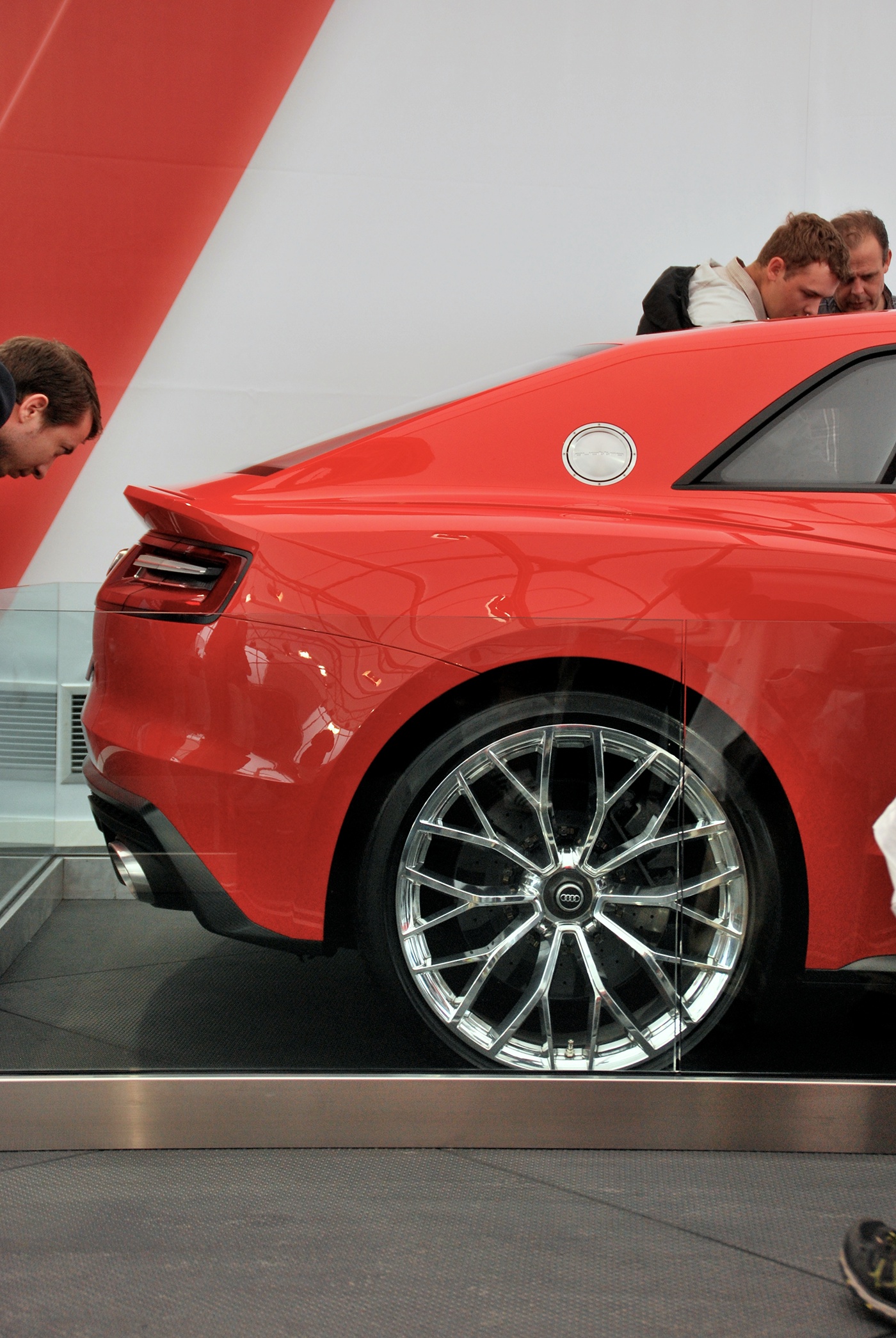 Automobile design，details，automative lighting，wheel，