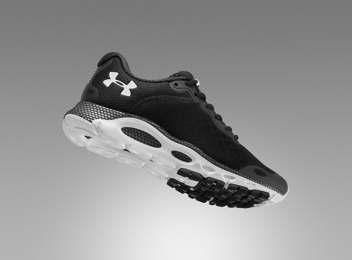 Under Armour，Outdoor sports，Andema，Lightweight experience，Balance design，Design of powerful telescopic energy grid，UA HOVR Technology，