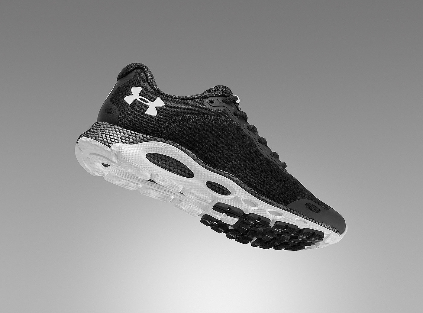 Under Armour，Outdoor sports，Andema，Lightweight experience，Balance design，Design of powerful telescopic energy grid，UA HOVR Technology，
