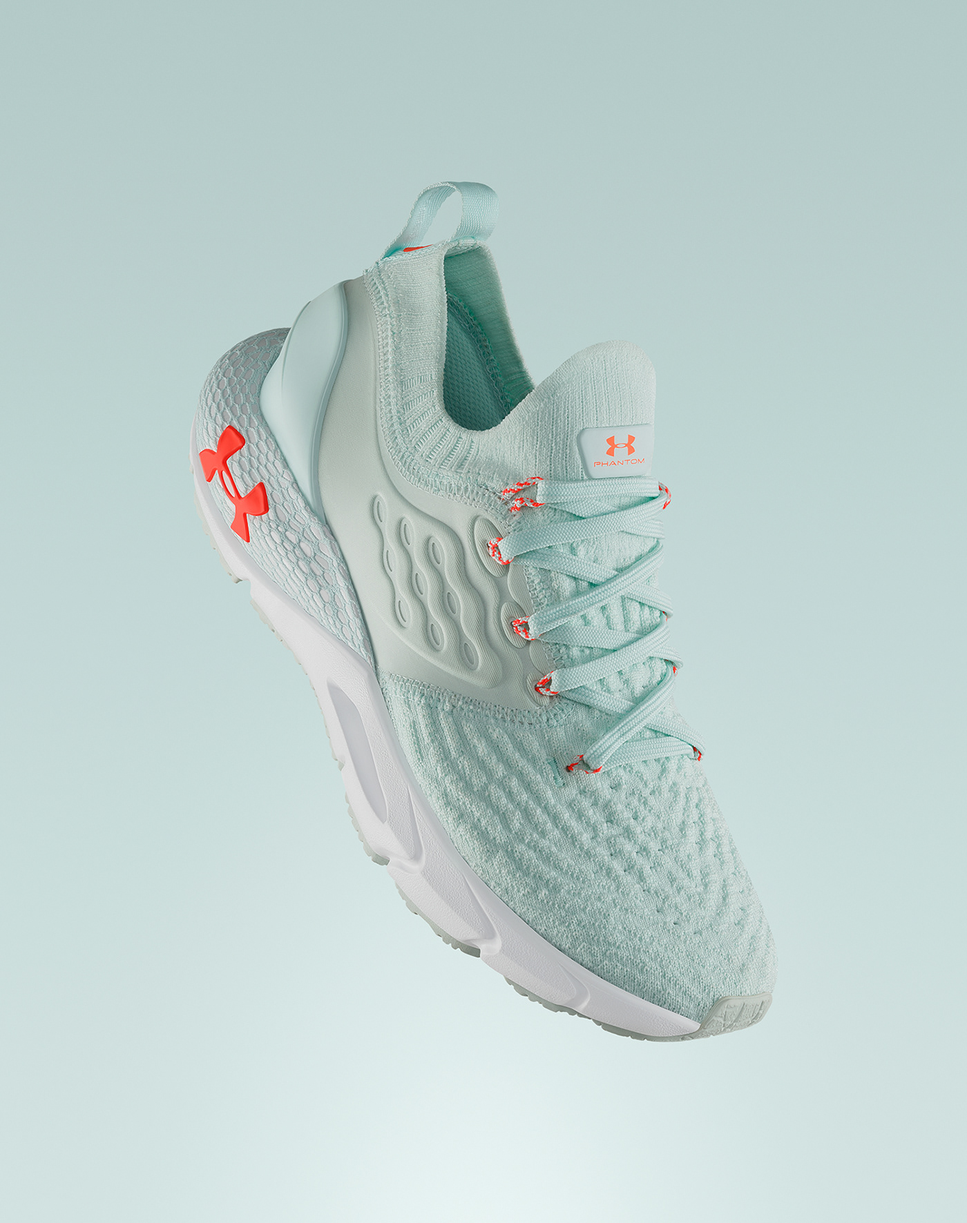 Under Armour，Outdoor sports，Andema，Lightweight experience，Balance design，Design of powerful telescopic energy grid，UA HOVR Technology，