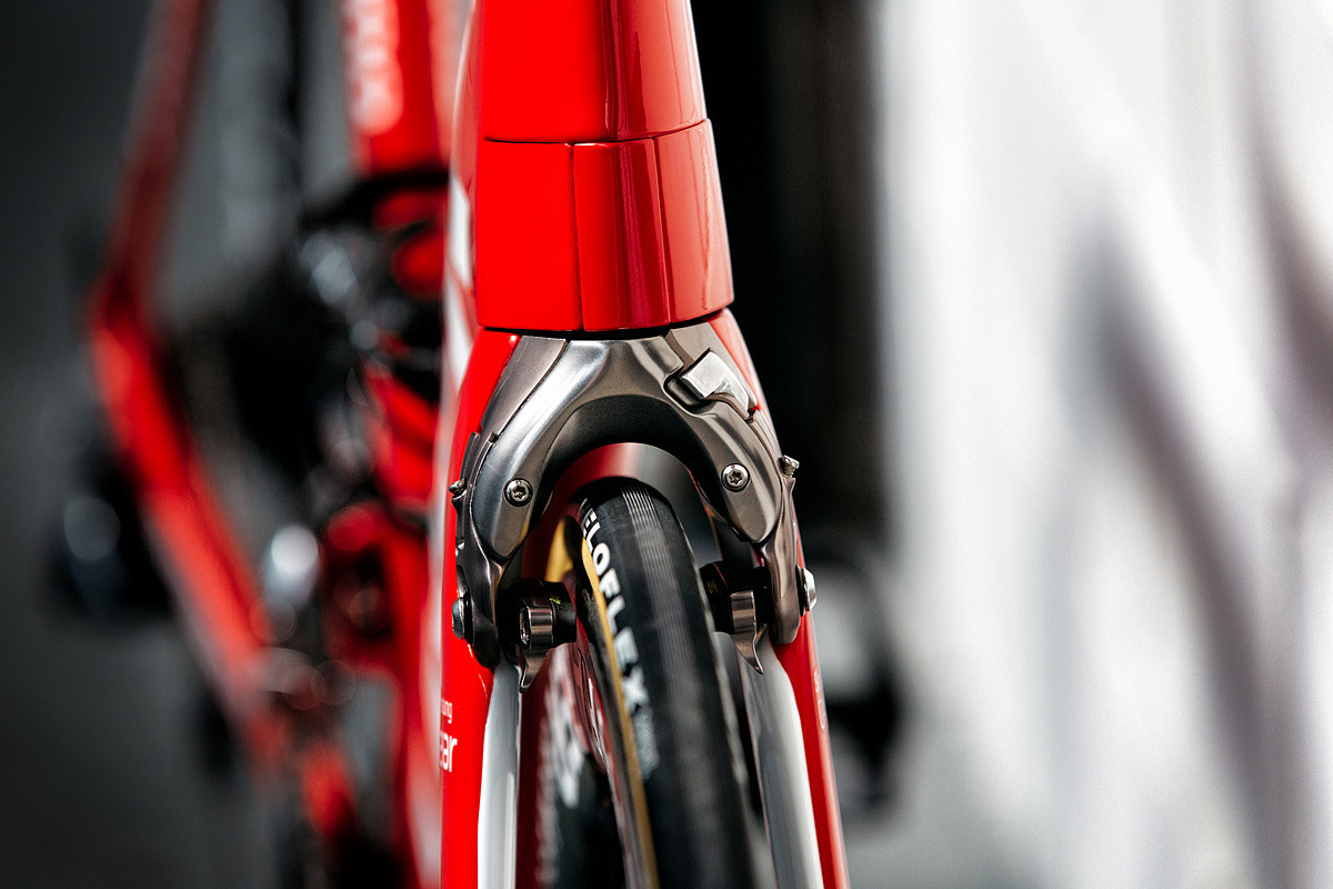Bicycle，racing，Pull Madone，Engineering Technology，Cycling Road，details，Integrated brake，