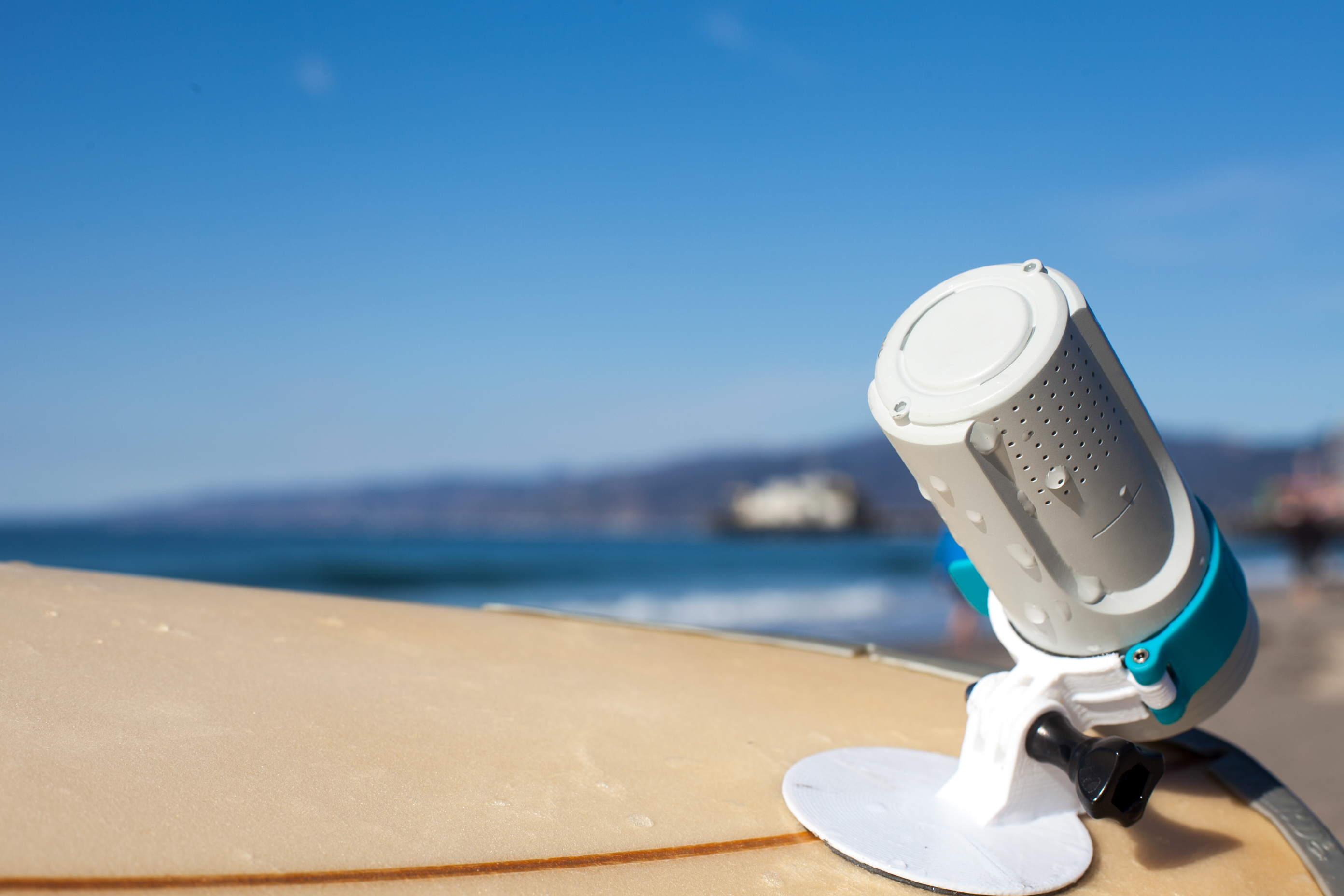 M+ONE，Sports speaker，conceptual design，compact，strong，waterproof，