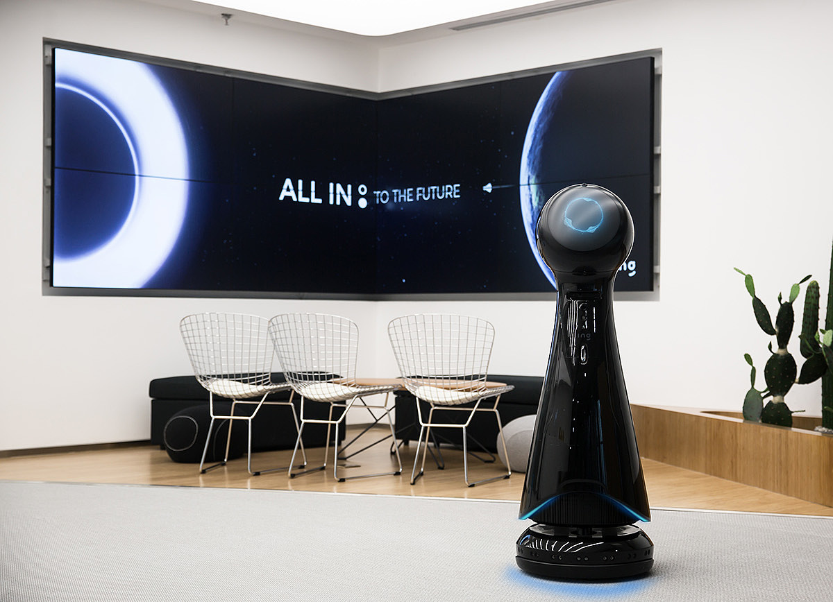 2017Adesign，2018CES，wavebot，Bobo robot，Future service robot，China，black，