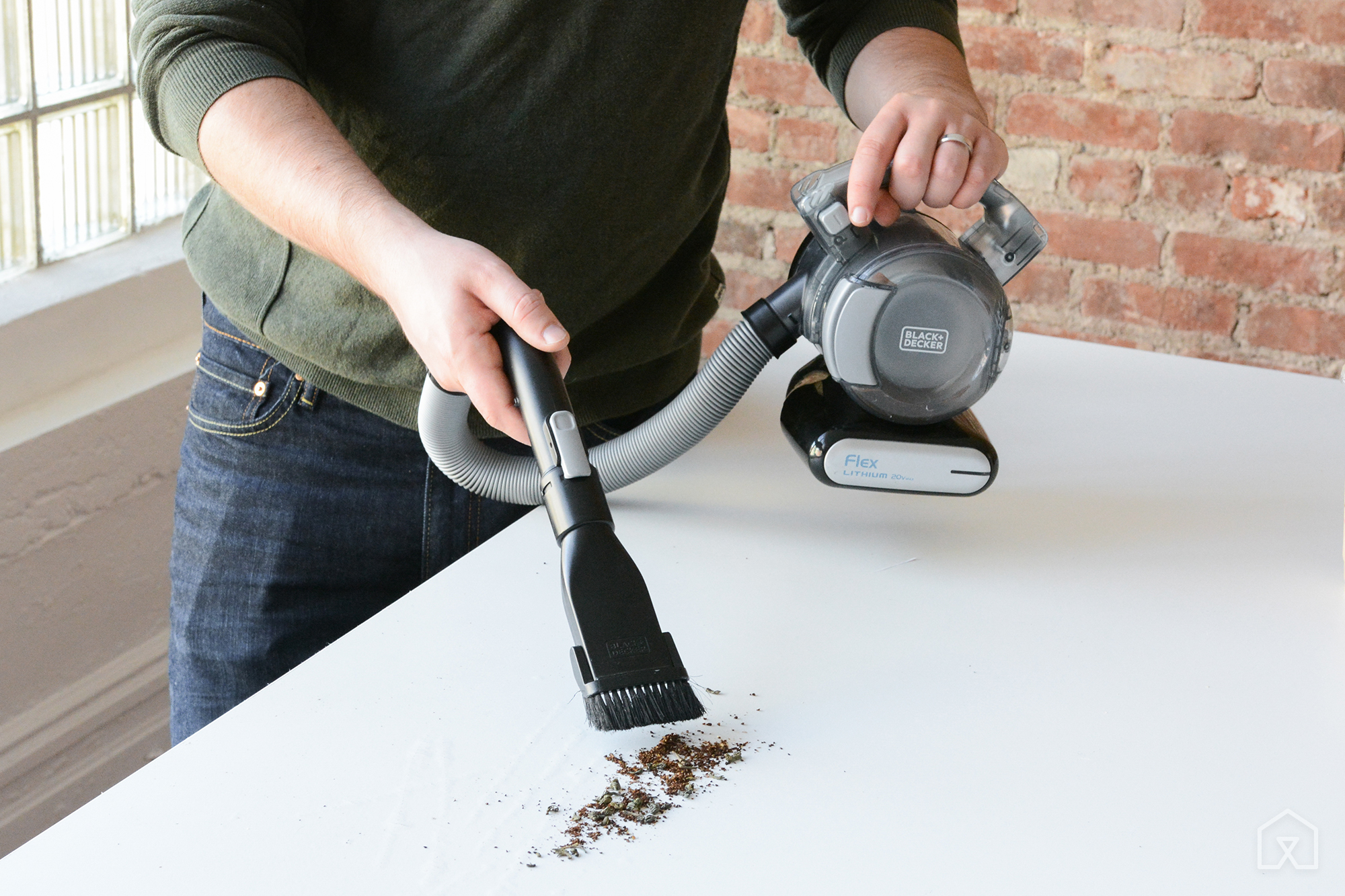 Почему пылесос пищит. Пылесос бинотон wet Dry Vacuum Cleaner et 1023. Vacuum Cleaner gz000011 портативный пылесос. Пылесос platen Vacuum Cleaner (eb3100). Black+Decker Max Flex.