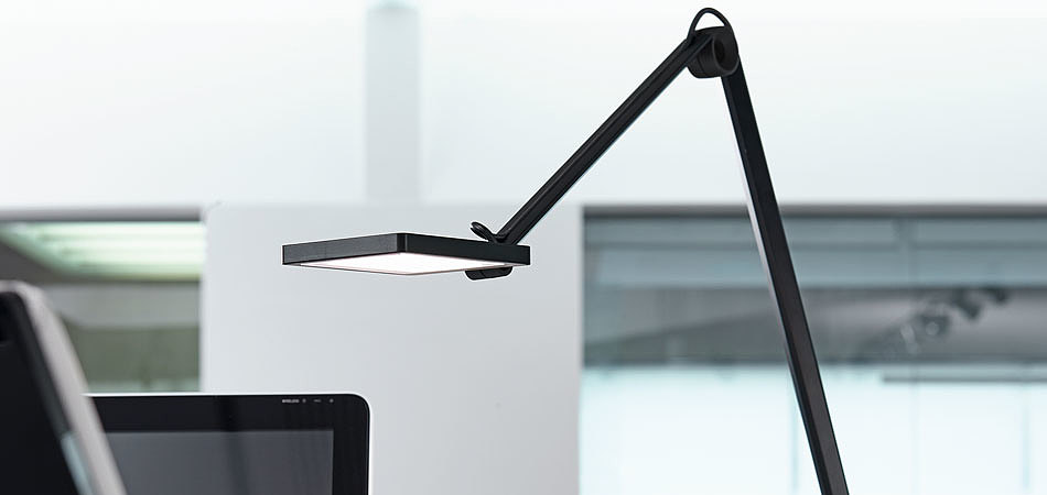 Waldmann，Desk lamp，product design，industrial design，