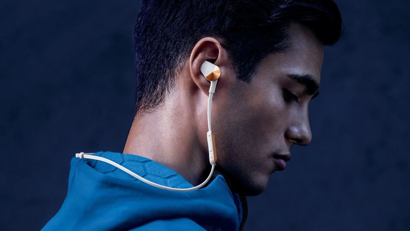 Fitbit wireless headset，product design，industrial design，