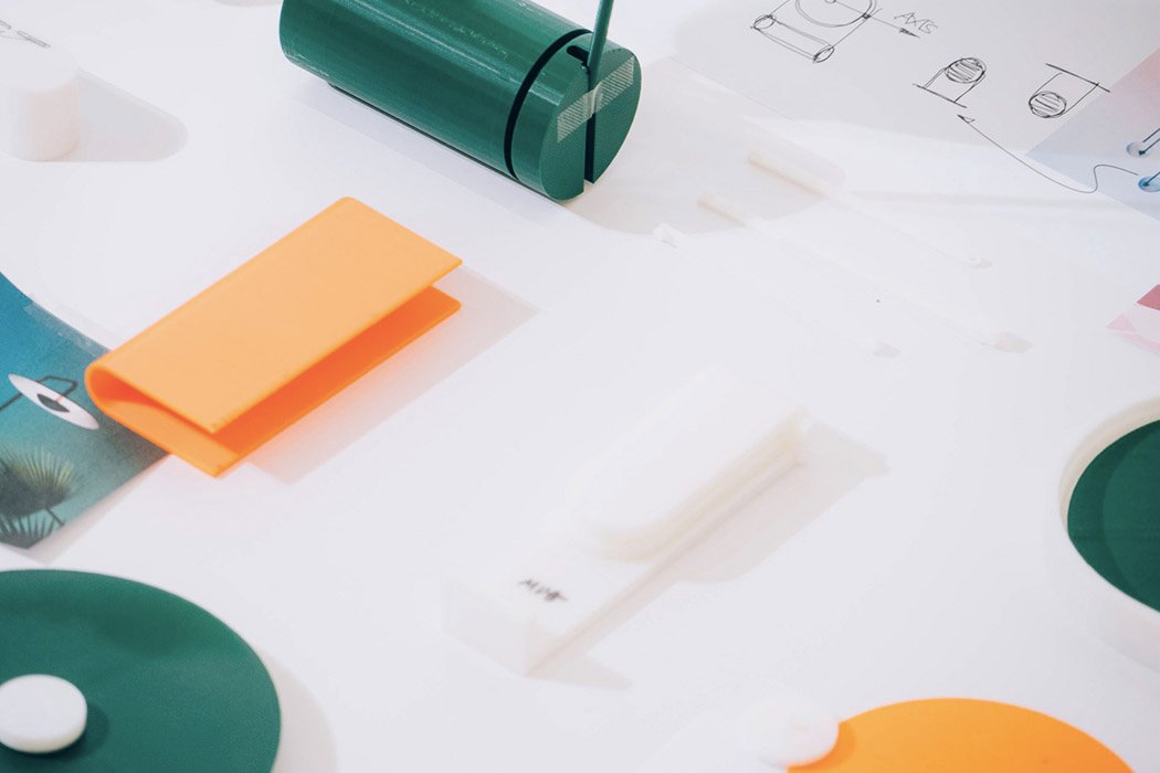 Turntable / millennials / record player / music box，