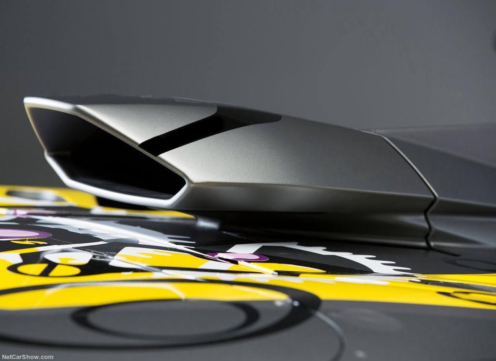 outdoors，Luxury car，automobile，two thousand and eighteen，Lamborghini，