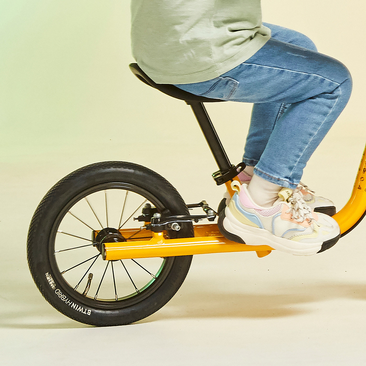 Bicycle，vehicle，Children's Toys，