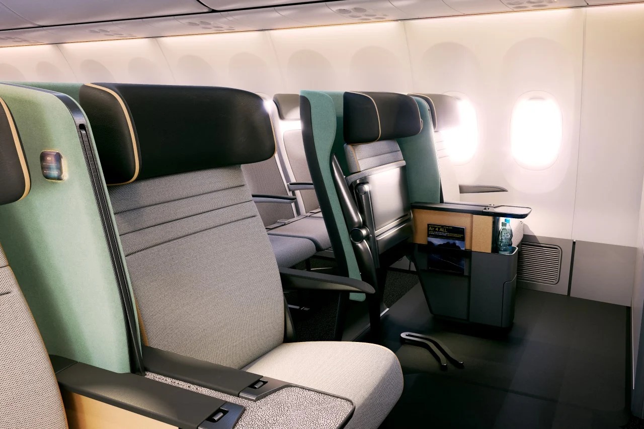 PriestmanGoode，SWS certification，Air 4 all system，Folding design，Electric wheelchair，Disabled，Disabled friendly aircraft seat，