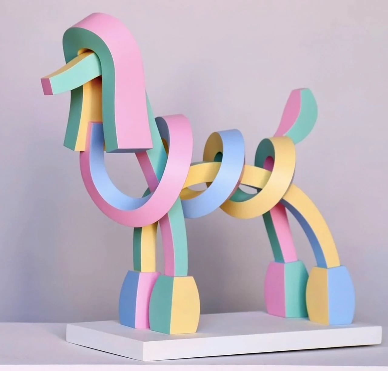 Animal sculpture，Aerial painting，resin，stainless steel，STRIPS OF COILED MET，Art，Coil metal strip，Lee Sangsoo，