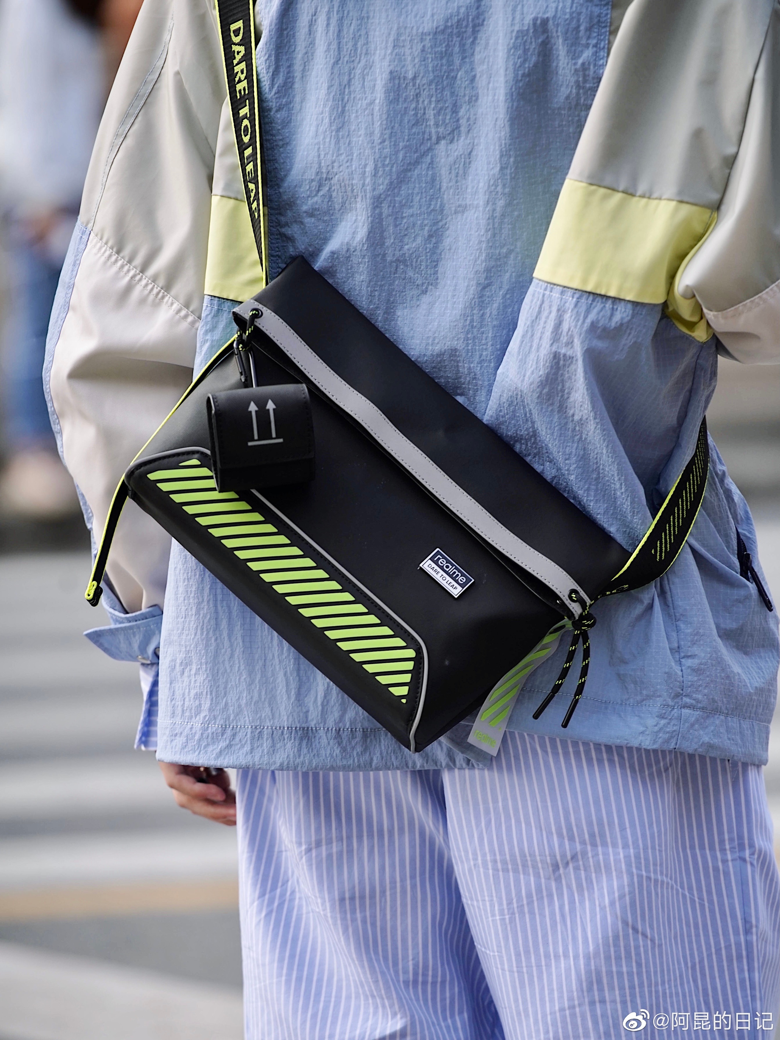 package，Postman bag，