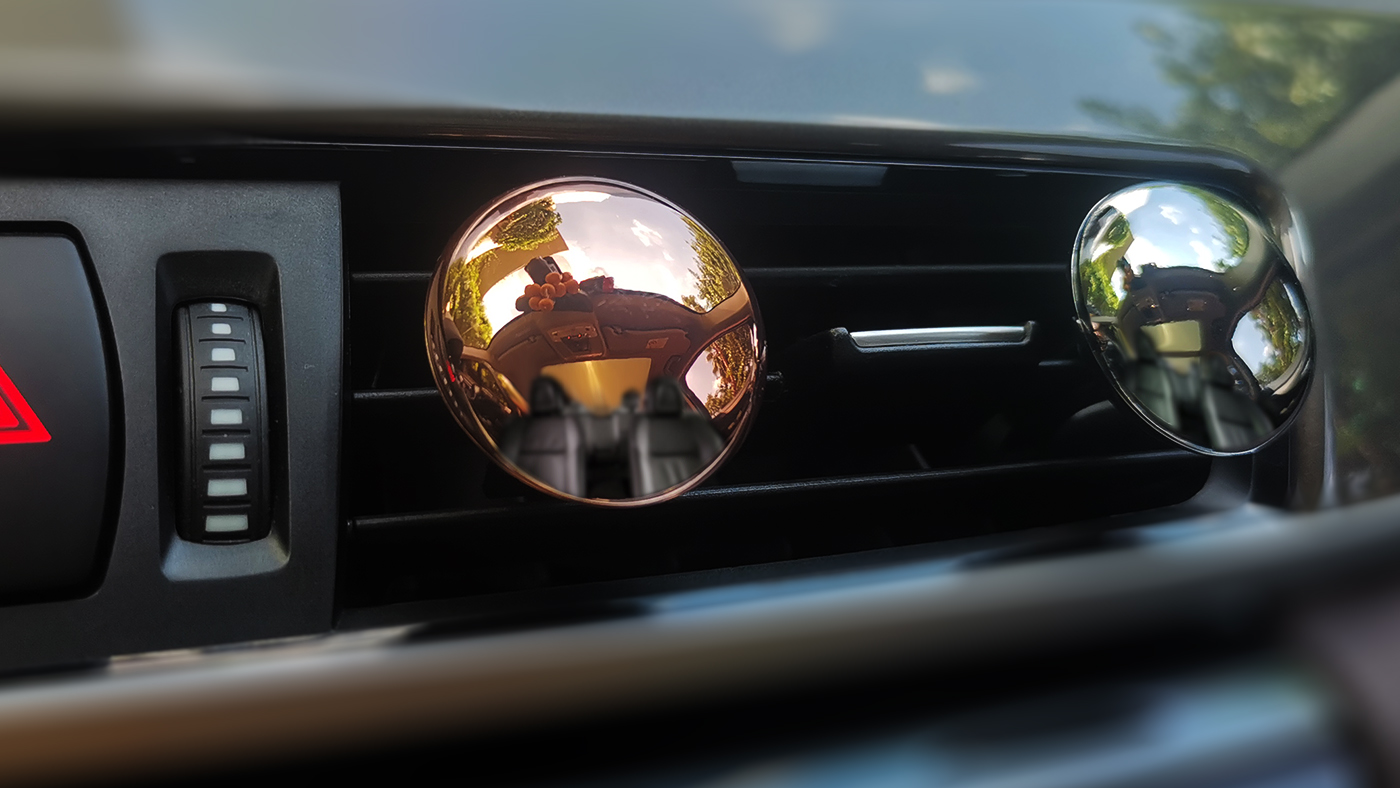 Golden chess piece，Mirror，Elegant copper，Vehicle fragrance，