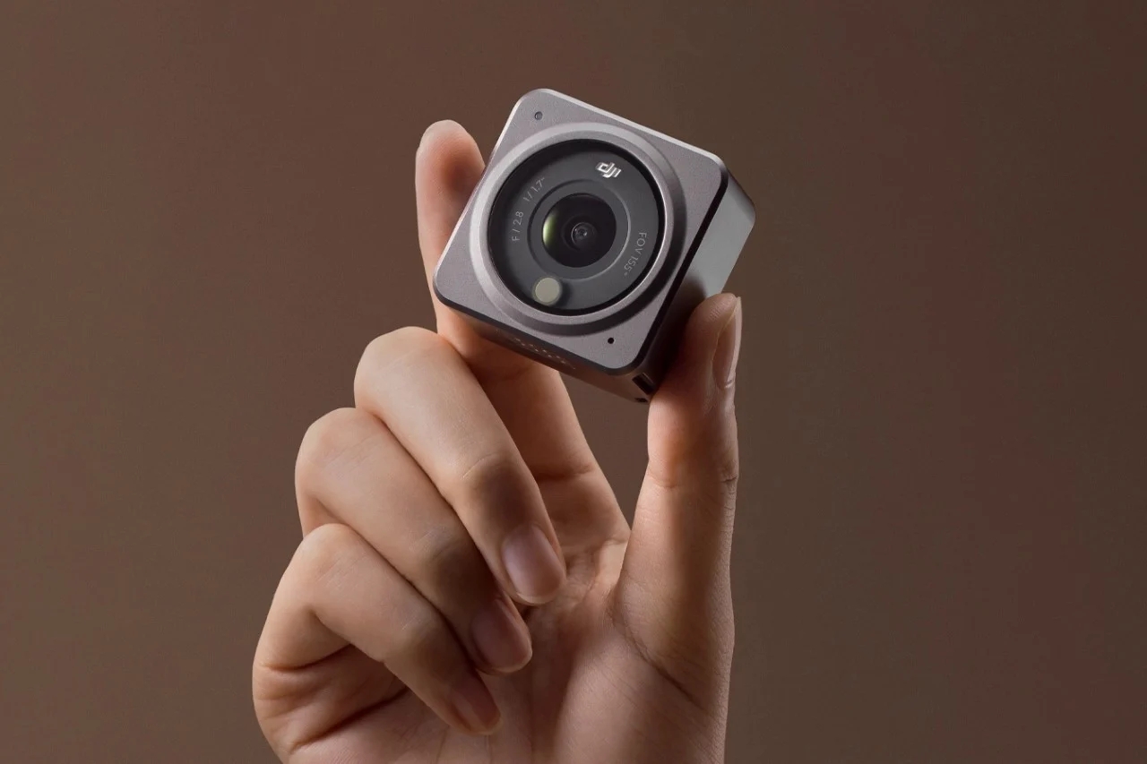 Motion camera，Snap type，practical，Small，