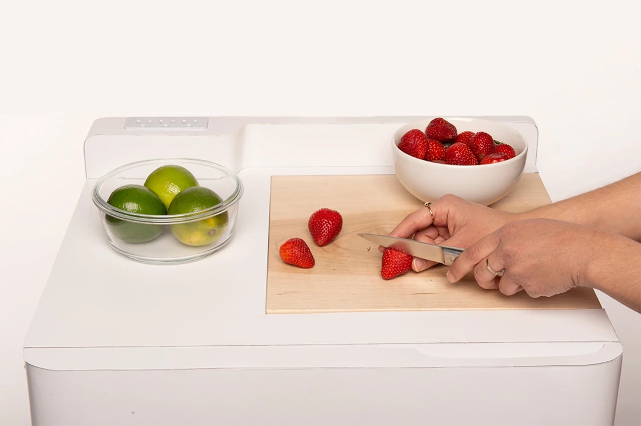 Refrigerator，Smart appliances，diet，Digital interface，