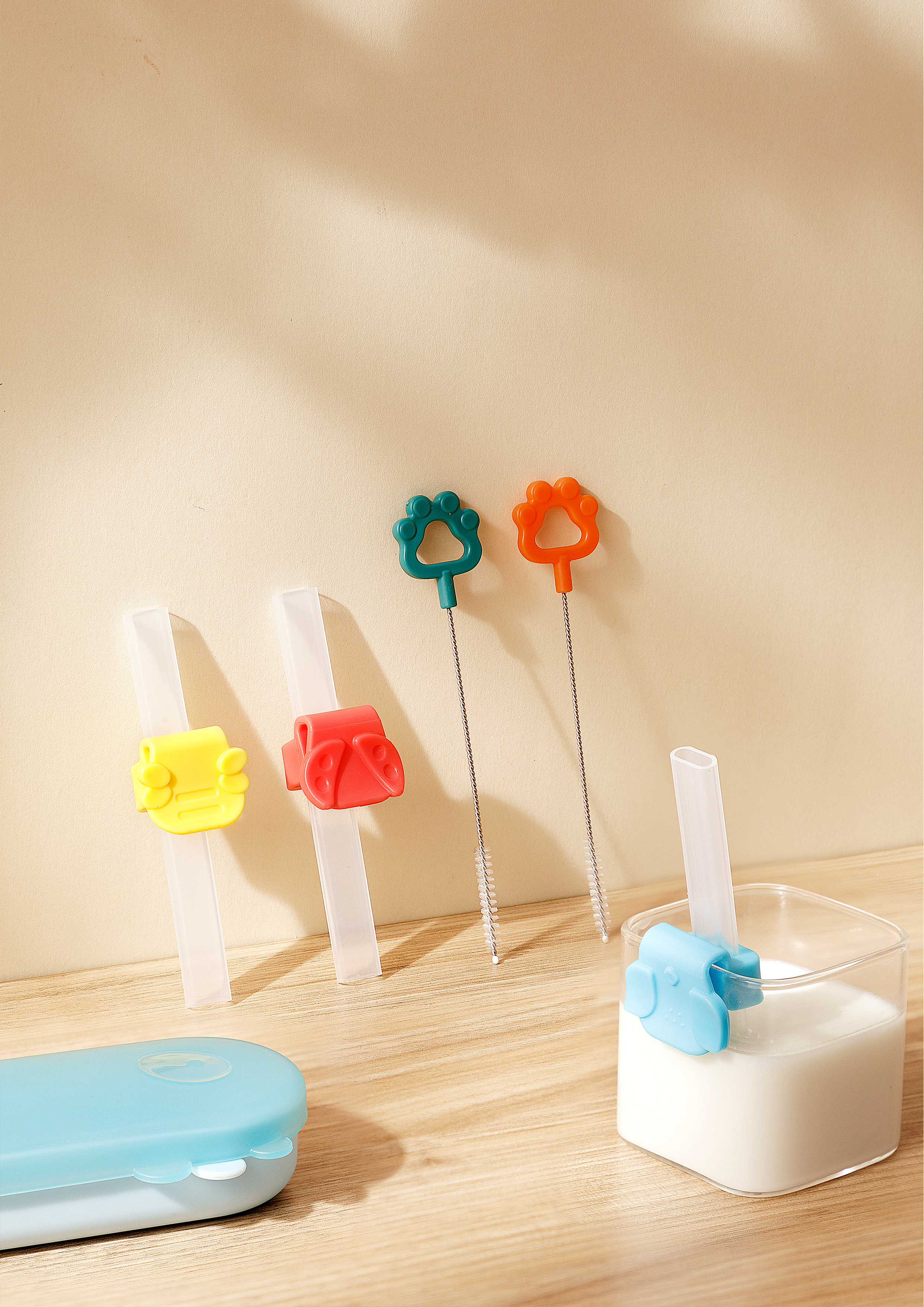 children，to eat soup，Complementary food，Buckle，